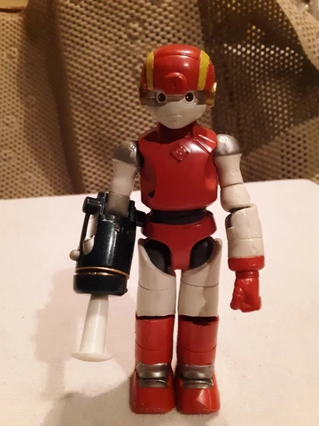 Eon Kid: *Marty Battle Bot *, 5"  Action Figure, Playmates 2007, w projectile Cover