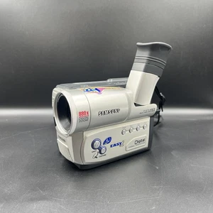 SAMSUNG VP-W70 CAMCORDER HI-8 ANALOGUE VIDEO TAPE 8MM VIDEO-8 - Bundle - Tested - Picture 1 of 22