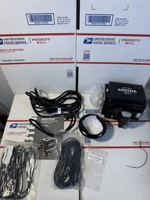 Paul C. Buff Einstein E640 Strobe Flash Unit - 640 Watts - Image 1 of 4