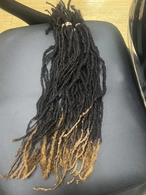 Rastas de cabello humano 100 % real 65 piezas. "Puntas marrones y rubias de 19""" Foto 1 de 4