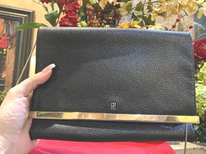 Las mejores ofertas en Bolsos y carteras bandolera Carolina Herrera para  Mujeres | eBay
