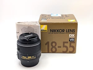 Nikon AF-S 18-55mm F3.5-5.6 G II (Series II) VR DX Lens - Picture 1 of 10