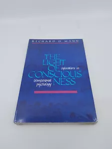 The Light of Consciousness: Transpersonal Psychology 1984 Richard D. Mann - Bild 1 von 4
