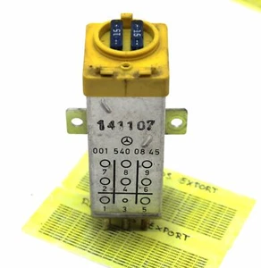 Relé Mercedes Clase C W202 0015400845 001 540 08 45 897234000 89 7234 000 - Foto 1 di 6