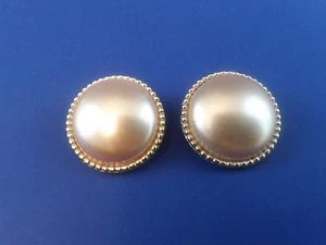 Vintage Signed Designer Coro Goldtone Trim Faux Pearl Clip-on Earrings - Picture 1 of 4