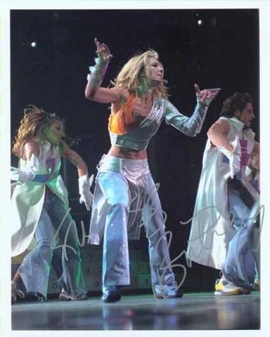 Britney Spears - Singer - Signed Photo - COA (5349) Cover