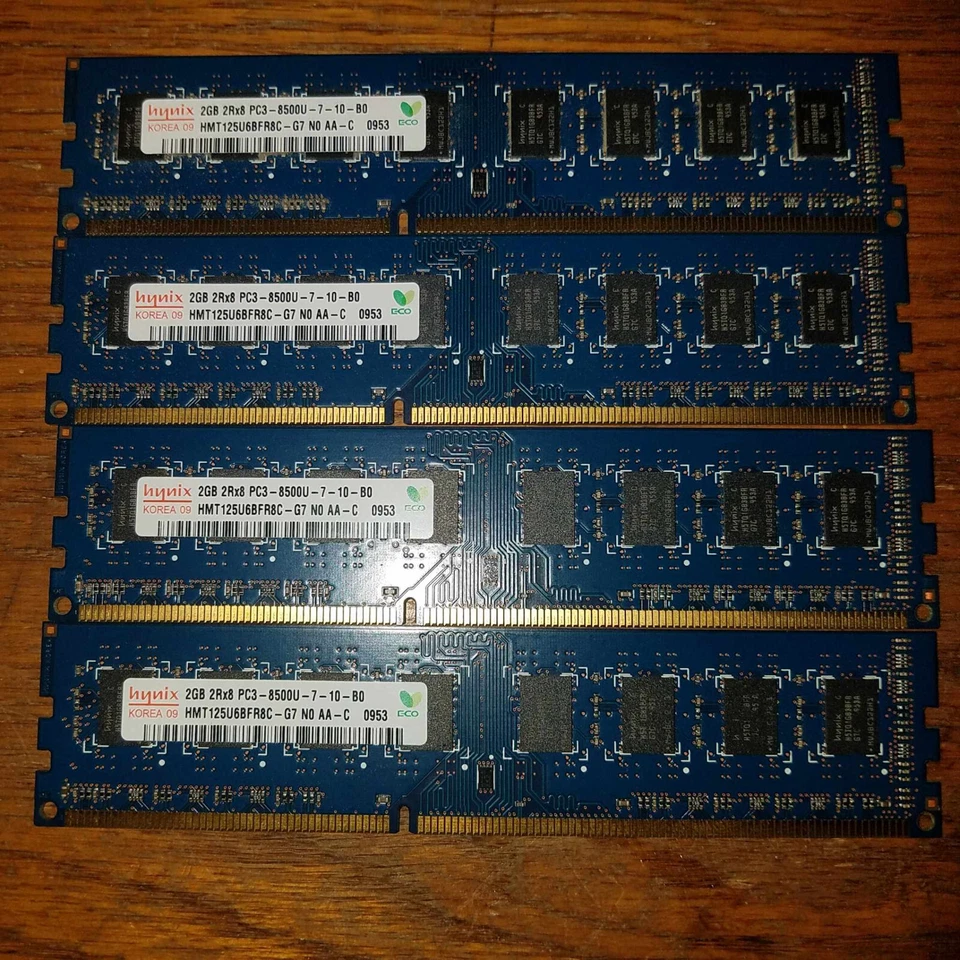8GB Kit HMT125R7BFR8C-G7 (4x2GB) Hynix PC3-8500R-7-10-B0 1066Mhz ECC Registered - Image 1 of 1