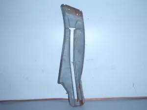 1968-72 GTO JUDGE RAM AIR RH REAR WINDOW GUIDE PART # 7725671 - Bild 1 von 7