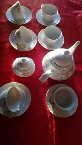 SERVIZIO DA TE BAVARIA VINTAGE NUOVO NON USATO 16 PEZZI PORCELLANA BIANCA E DISE - Foto 1 di 10