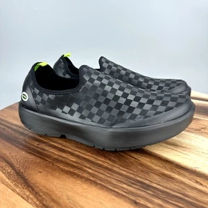OOFOS OOmg eeZee Low Women's 10 (EU 41) Recovery Slip-On Sneaker Black Checker - Picture 1 of 10