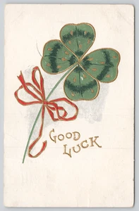 Postcard Good Luck Green Four Leaf Clover St Patrick's Day Irish - Picture 1 of 2