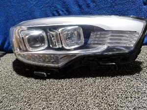 2015 KIA K900 The New K9 Right Xenon Headlight 921023T100 - Picture 1 of 8