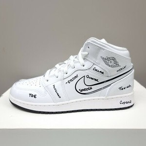 BUTY SPORTOWE NIKE AIR JORDAN 1 MID SS (GS) "SCHEMATIC" (DQ1864 100) RÓŻNE ROZMIARY