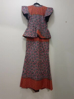 wedding dresses - Image 1 of 4