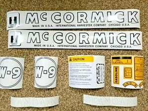 IHC Mc Cormick Farmall W9 Traktor Aufkleber Set 1945 bis 1954 - Bild 1 von 3