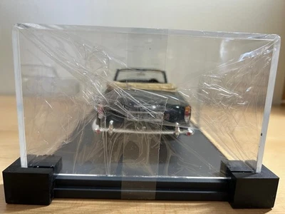 modellino auto 1 18 Aston Martin DB5 Volante Cabriolet Open 1963 nuovissimo  - Immagine 1 di 4