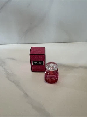 Mini tamaño de viaje Jimmy Choo Blossom de Jimmy Choo EDP 0,15 oz/4,5 ml. Para mujer Foto 1 de 4