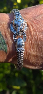 Браслет JAI John Hardy из стерлингового серебра 925 пробы и 14 карат с гранатом и слоном 29 г - Изображение 1 из 4