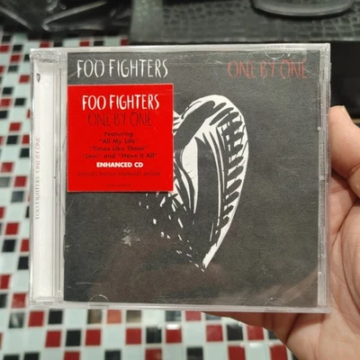 SEALED Foo Fighters ~ One by One ~ Black Cover CD Compact Disc 2002 ~ New Sealed - Image 1 of 2