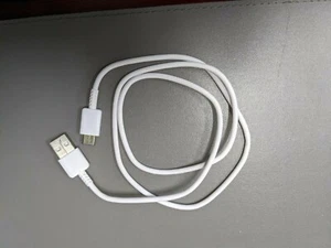 USB A to C CHARGER CABLE [White] - USED - Picture 1 of 1