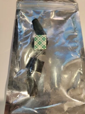 Cable de extensión hembra a hembra para iluminación LED debajo del gabinete con clips de cable  Foto 1 de 4