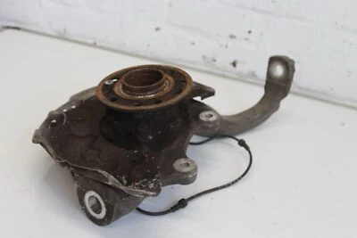 MERCEDES-BENZ C W205 220d Front Left Wheel Hub 2052100 (N203) — 第 1/4 张图片