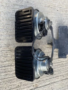 Land Rover Range Rover Evoque L538 Horn Signal Kit BJ3213A803AC - Picture 1 of 5