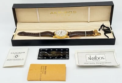 Reloj Akribos XXIV Resistente al Agua 50m Coreográfico Hombre con Persecución Batería Nueva Foto 1 de 4