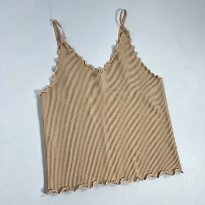 Camiseta regata cropped básica ativa pequena bronzeada com nervuras babado macia boutique nova sem etiquetas - Imagem 1 de 4