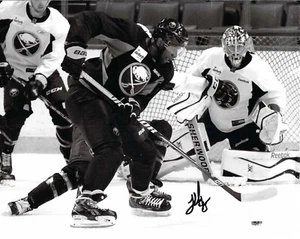 JORDAN SAMUELS-THOMAS  8X10 SIGNED PHOTO SABRES HOCKEY AUTOGRAPHED IN PERSON B/W - Picture 1 of 1