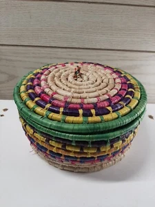 Handwoven Palm Tortilla Basket Keeper Warmer 8" Made in Mexico 4" Tall - Picture 1 of 7