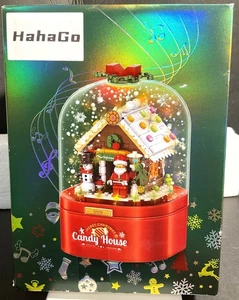 Christmas Musical Candy House Building Block Set - Brand New in Gift Box - Picture 1 of 7