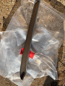 Tesla Model Y FRONT Right door rim Molding 1803119-00-A Peeling - Picture 1 of 4