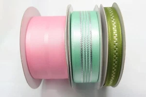 Valentines Day Sale! 1.5+7/8+3/8 Yd Pink Grosgrain & Green metallic lines Ribbon - Picture 1 of 1