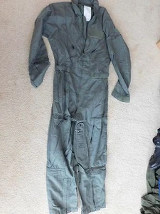 USAF NOMEX GREEN FLYER'S FLIGHT SUIT  CWU 27/P SZ 42R - Picture 1 of 7