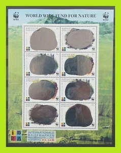 Kirgisistan 1999 WWF Corsac Fox - Holographic Stamps - 2x Sheetlet - MNH - Bild 1 von 3