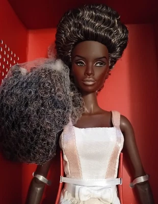 Fashion Royalty  Meteor Naysha Succession. NRFB - Immagine 1 di 4