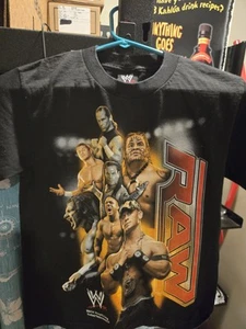 WWE Boys Short Sleeve T-Shirt Size L - Picture 1 of 3