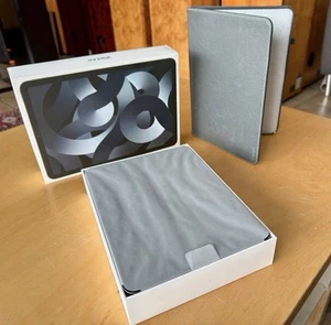 iPad Air 5 256 GB, M1 + LogitechFolio Touch Tastatu Top Zustand - Bild 1 von 8