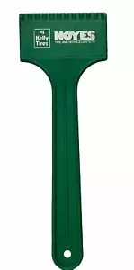 Vintage Kelly Tires Noyes Tire and Servicecenter Green Windshield Ice Scraper - Picture 1 of 5