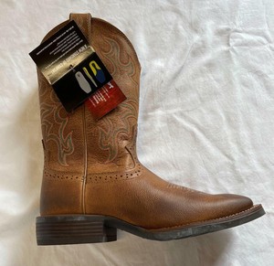 Justin Boots M Brown Boots for Men for 