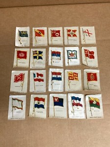 Lot of 20 Egyptienne Cigarettes Tobacco Silk Insert Flags of the World 1910s