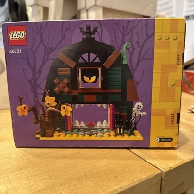 LEGO Halloween Barn 40721 Skeleton Minifigure 205 Pieces Sealed NEW - Image 1 of 2