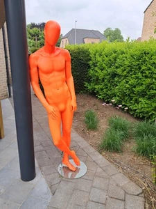 Hans Boodt, Fluor Flame – Modern Mannequin in Neon Color. new in box!! - Bild 1 von 23