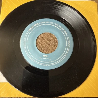 Celine Dion " A New Day Has Come ( Radio Remix ) / I'm Alive " 45 RPM Record Foto 1 de 2
