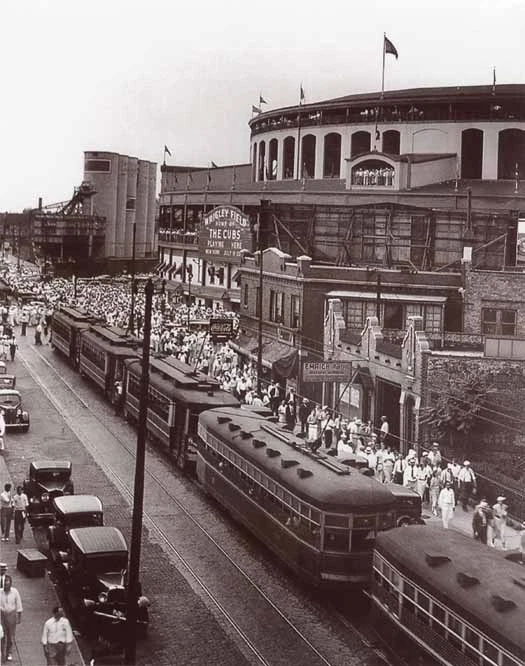 WRIGLEY FIELD CHICAGO CUBS STREET CARS 8X10  PHOTO  - Image 1 of 1