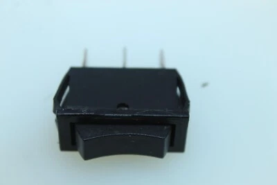 2010-2018 SKI-DOO GRAND TOURING 1200 OEM  ROCKER SWITCH   515176844 - Image 1 of 4