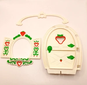 Ventana y arco de puerta de hogar feliz baya pastel corto de fresa Kenner vintage? Piezas - Imagen 1 de 9