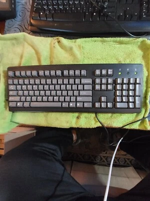 GATEWAY SK-1510 BLACK AND GREY KEYBOARD, PS2, - Image 1 of 3