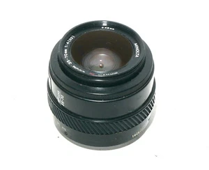 MINOLTA MAXXUM AF ZOOM F/4(22) 35-70mm lens and Sony - Picture 1 of 3